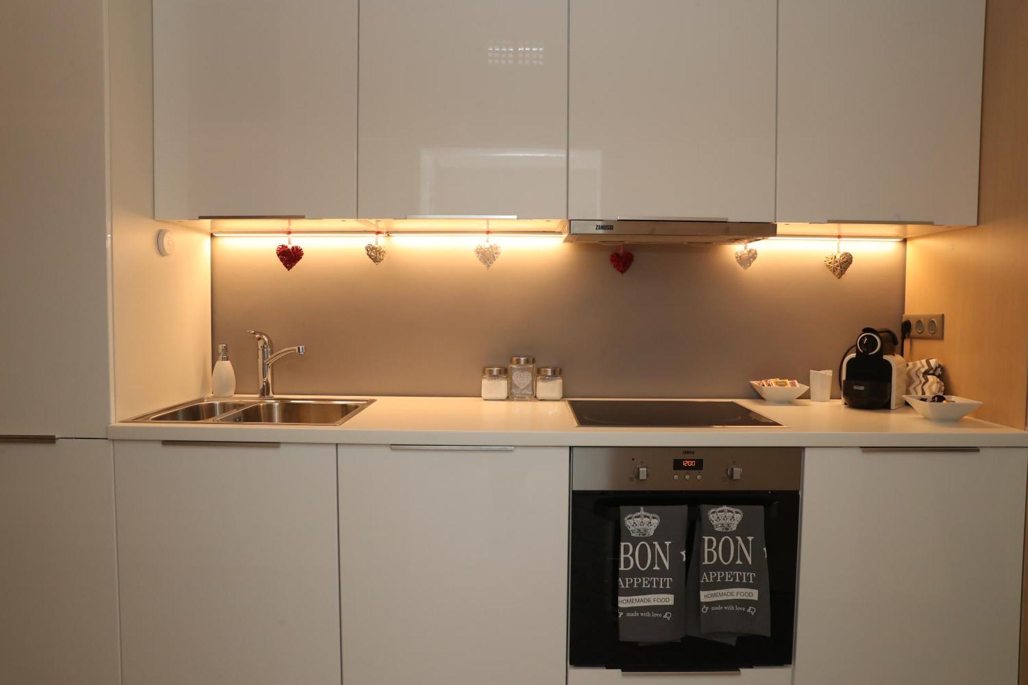 Supreme City Center Apartment Будапеща Екстериор снимка